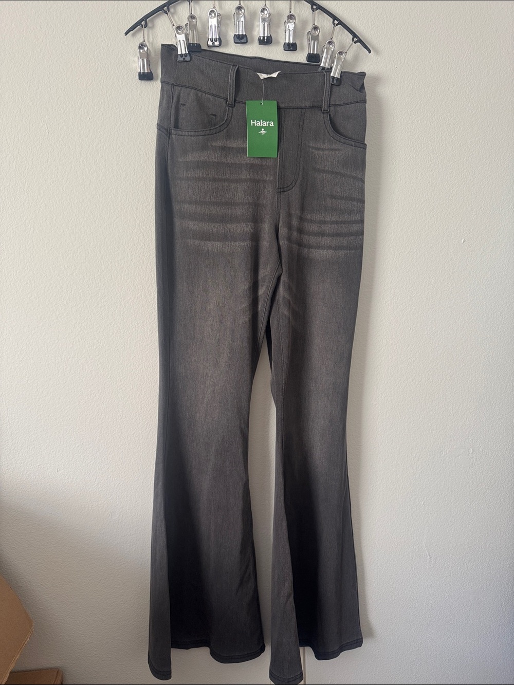 HALARA Washed Charcoal Flare Leggings